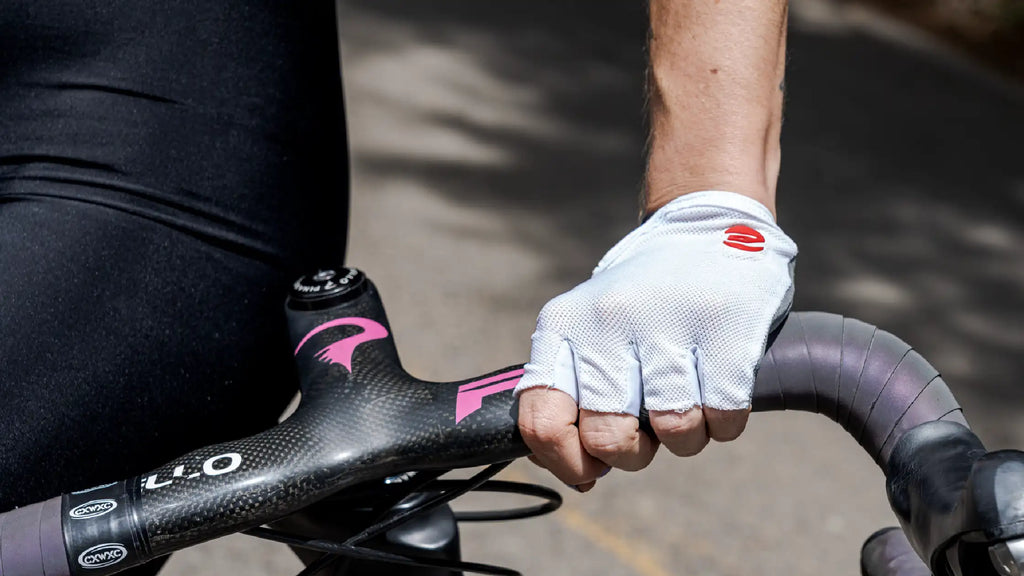 Descubre los Accesorios Indispensables para Todo Ciclista Urbano