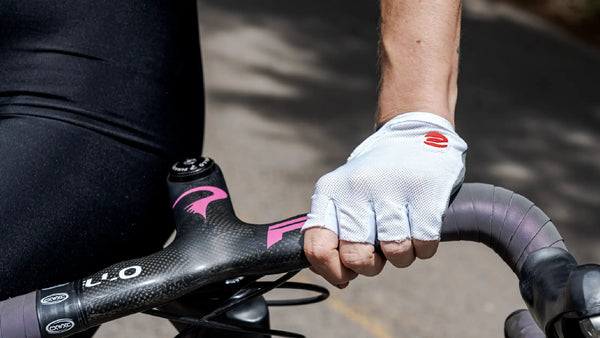 Descubre los Accesorios Indispensables para Todo Ciclista Urbano