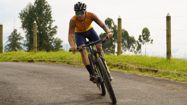 Tips to improve your downhill mountain bike technique